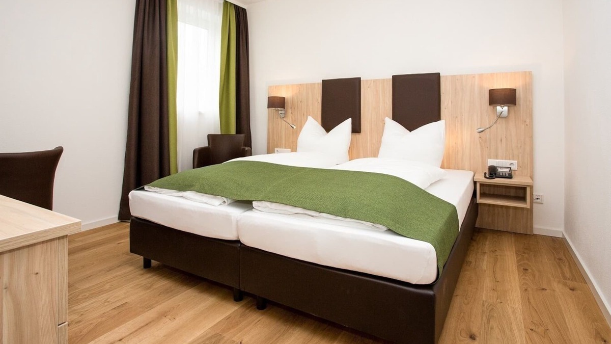 Bad Abbach Apartment | Moderne Ferienwohnung gegenüber der Kaiser-Therme - 2015 eröffnet