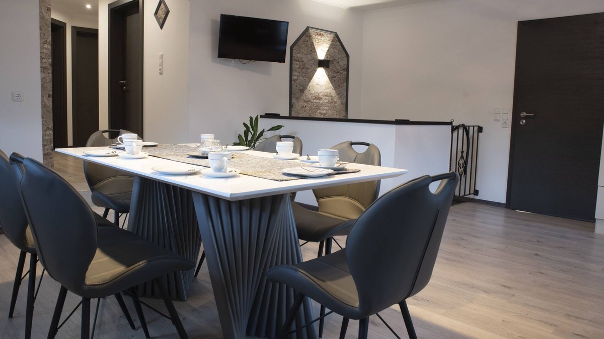 Strackholt Apartment | Moderne Ferienwohnung im Herzen Ostfrieslands