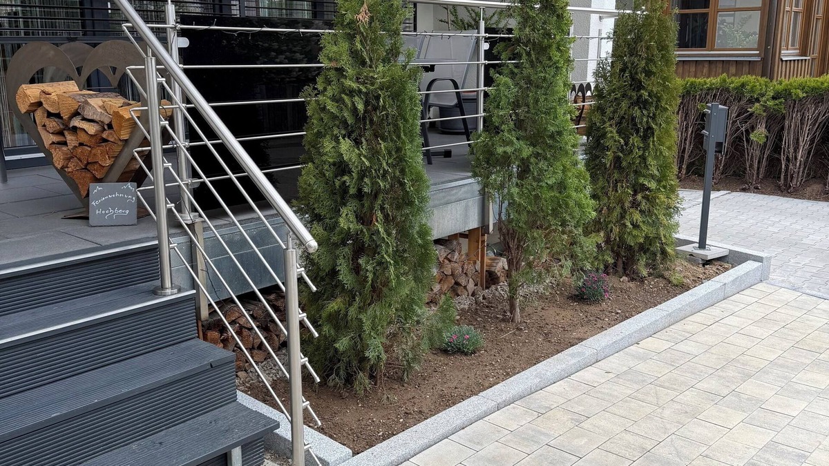 Pleystein Apartment | Moderne Ferienwohnung Hochberg mit Balkon