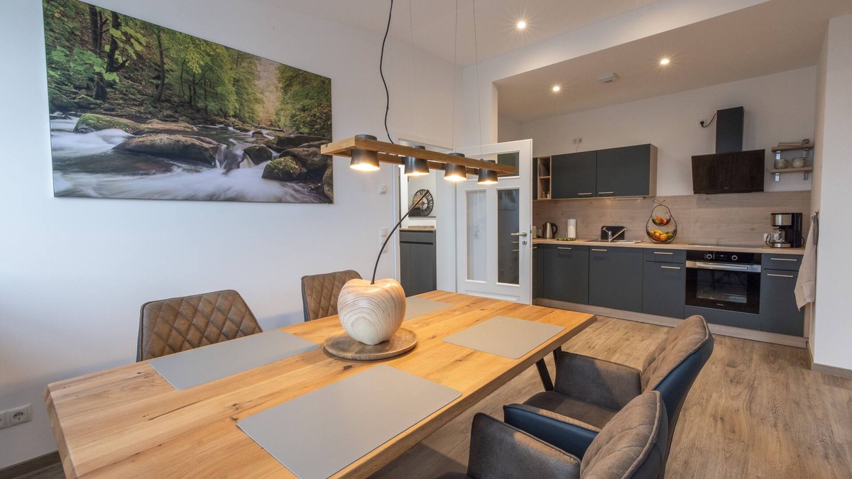 Seesen Apartment | Moderne Ferienwohnungen im Seesener Bahnhof. Perfekt für Urlaub & Geschäftsreise