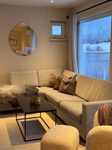 Leknes Apartment | Moderne Leilighet i Lofoten
