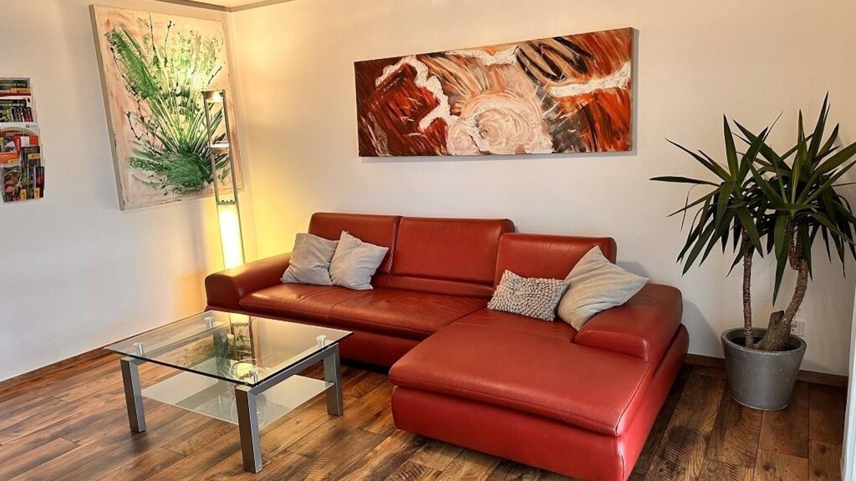 Beilngries Apartment | Moderne, zentrumsnahe Ferienwohnung (72 qm) mit möblierter Südterrasse