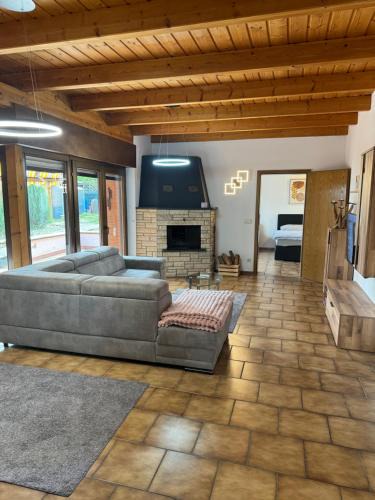 Ost Apartment | Moderner Bungalow in Mönchengladbach