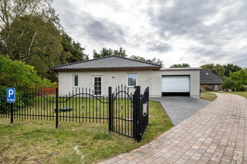 Tarnow House | Moderner Bungalow, rollstuhlgerecht