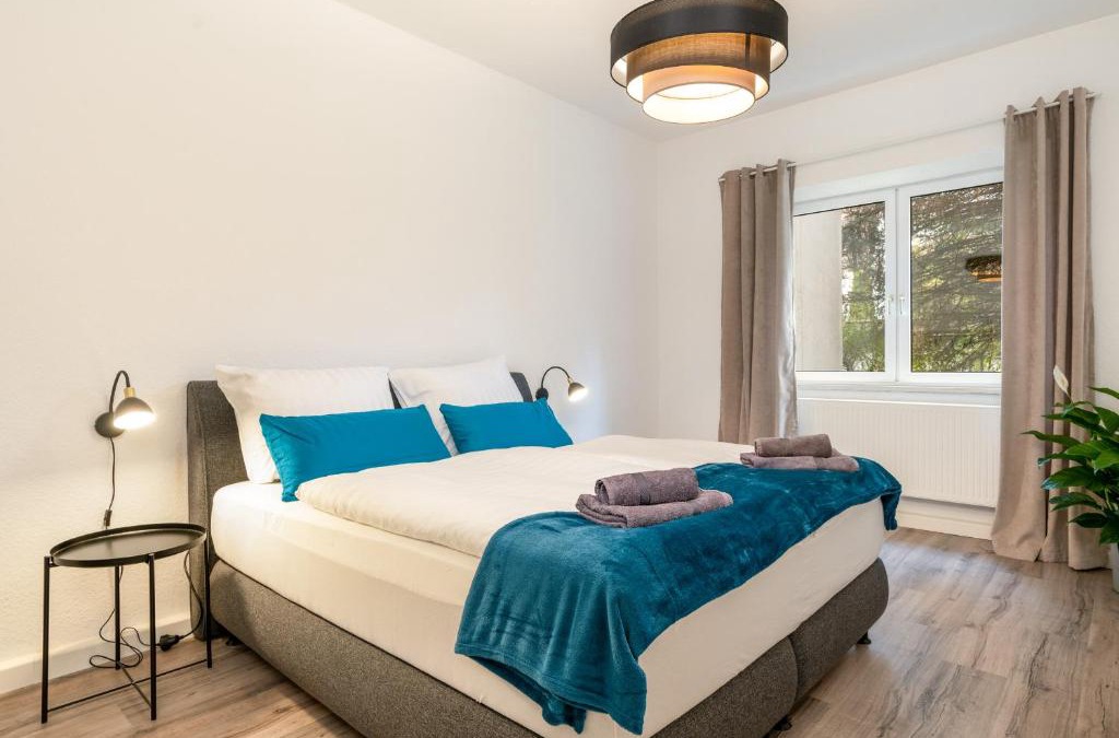 Sued Apartment | Modernes Apartment – 2 Boxspringbetten – Zentral