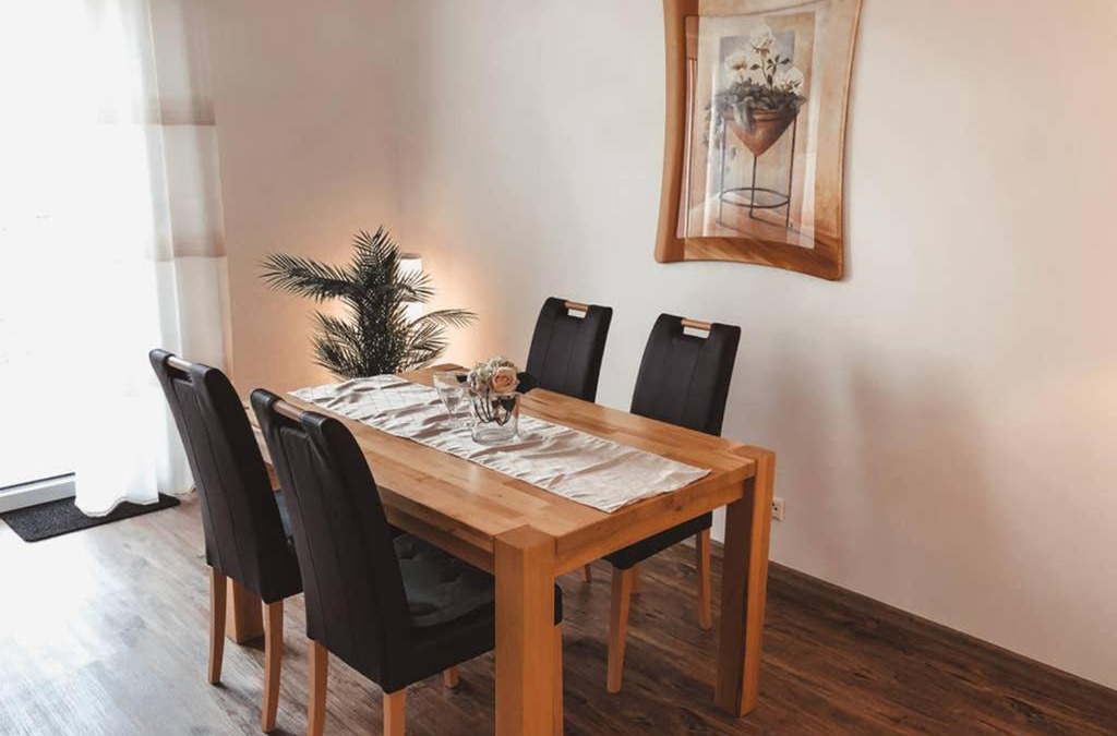 Emsbueren Apartment | Modernes Ferienhaus an der Kapelle