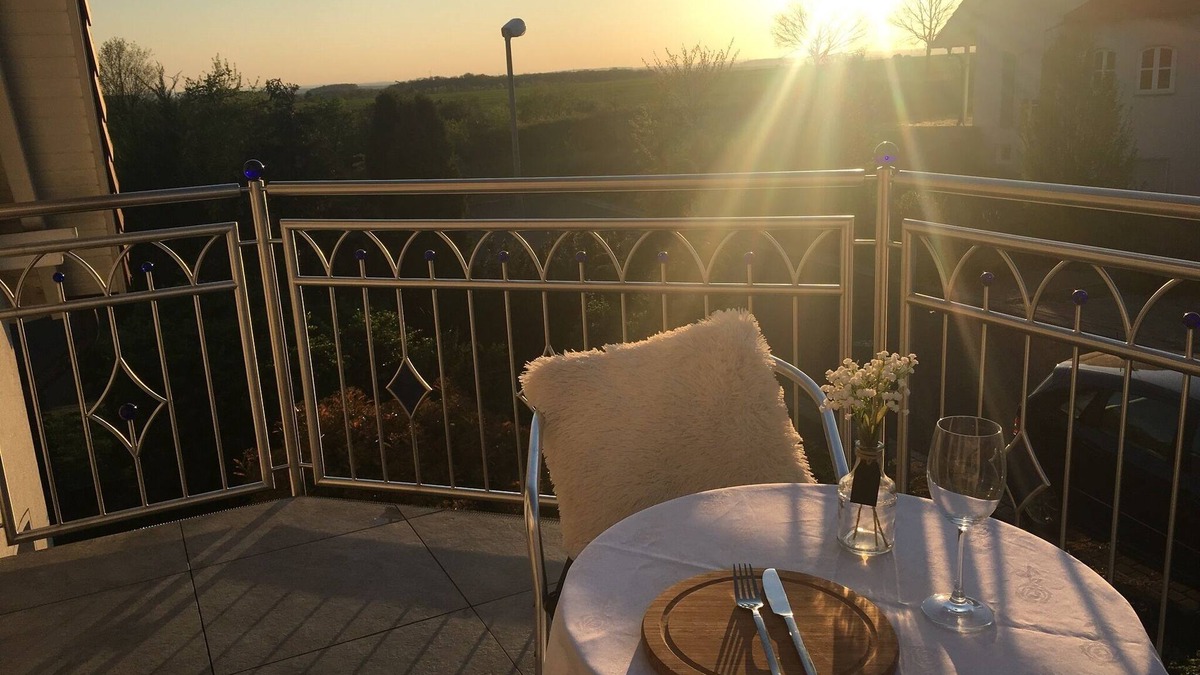 Oberschwarzach Apartment | Modernes großzügiges Appartement mit Fußbodenheizung und Balkon
