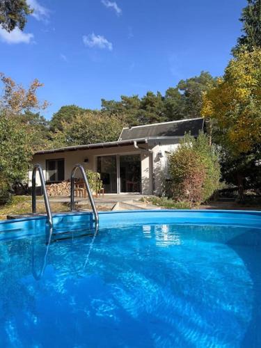 Treppendorf House | Modernes Waldhaus im Spreewald