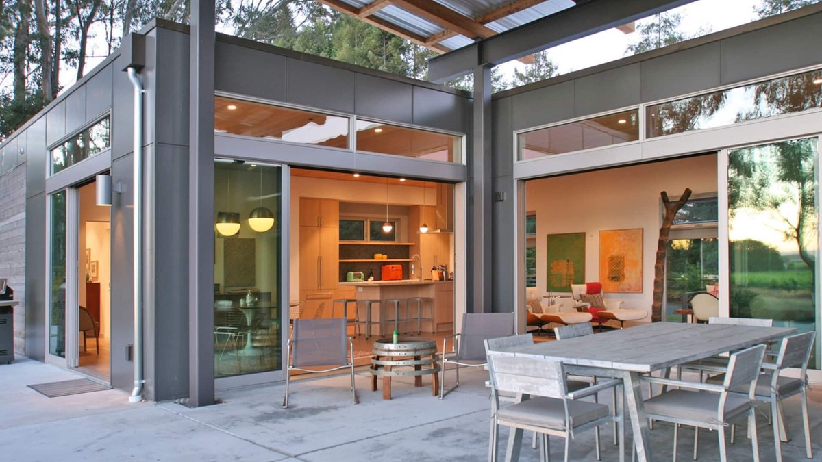 Santa Rosa House | Modernist Compound With Expansive Views Overlooking Bellflower Vineyards
