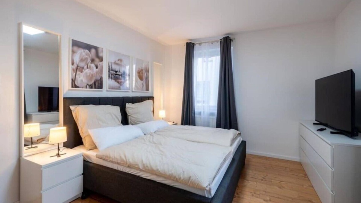 Rinteln Apartment | Modernized old building 3-room apartment