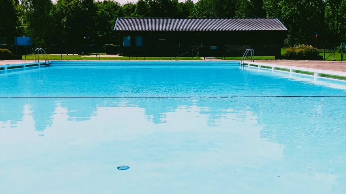 Ljungbyhed House | Modernt hus i Skånes Nationalpark Pool och Flera Aktiviteter ex Minigolf, Tennis