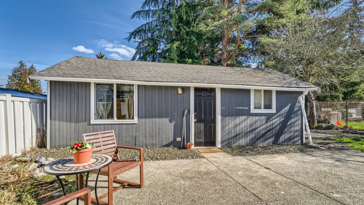 Northeast Tacoma House | Modest Bungalow in NE Tacoma