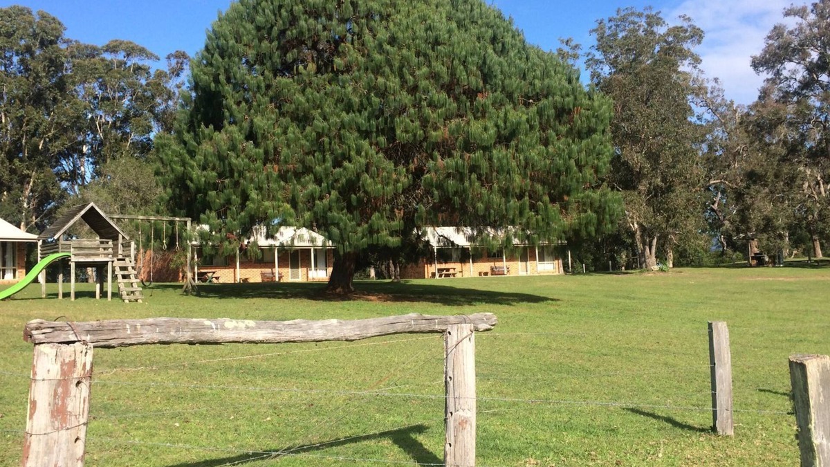 Moruya Cottage | Mogendoura Farm TWO COTTAGES Max 12 people including children Max 8 ADULTS