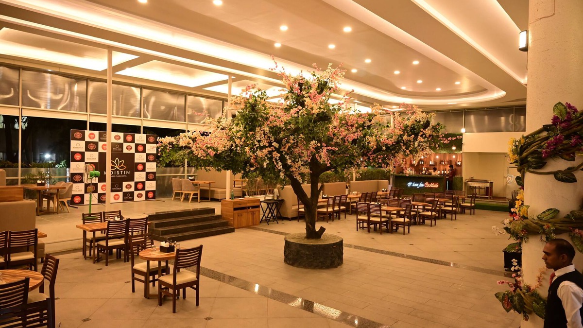 Hadapsar Hotel | Moistin Hotel