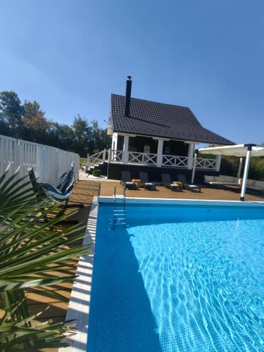Mladenovac House | Moje srećno mesto