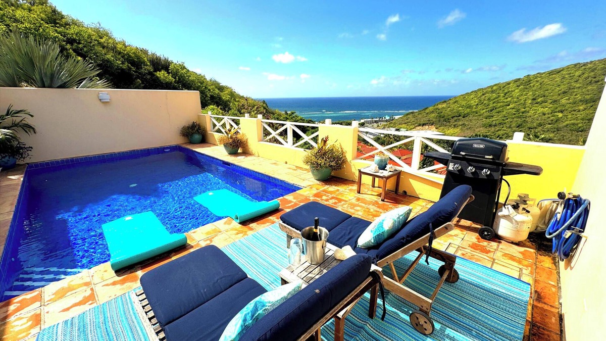 Slob Villa | Mojito Hill - private hilltop pool oasis!