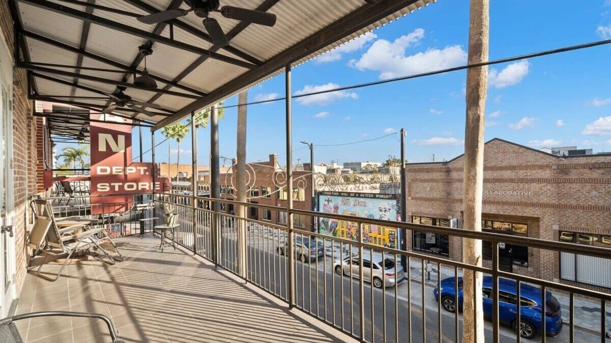 Historic Ybor Apartment | Mojito Manor | Luxe Studio On 7th Ave w/Balcony