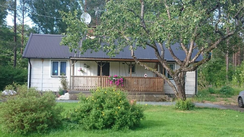 Lovsjo Bed & Breakfast | Molidens Gästgiveri Jönköping