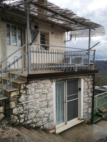 Sessano del Molise Apartment | Molise isernia è casa Sbriglio, tra cascate, laghi, fiumi e relax