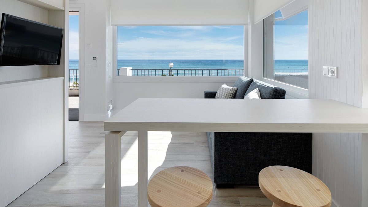 Zarautz Apartment | Mollarri apartment by Egona