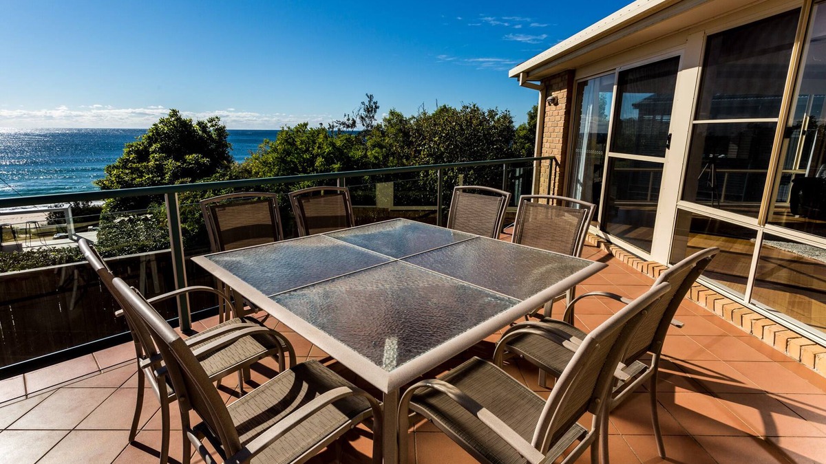 Mollymook Beach House | Mollymook Beach House - Amazing views and unlimited WIFI
