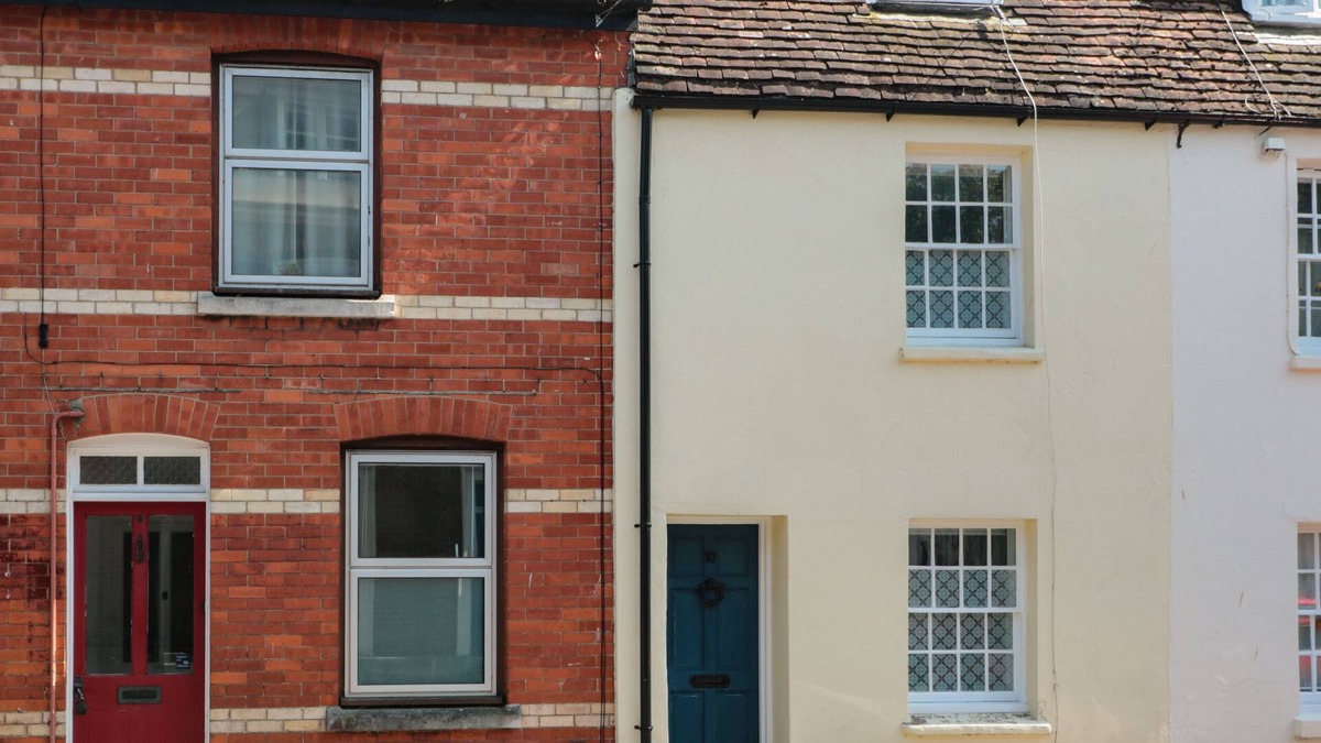 Dorchester Cottage | MOLLYS COTTAGE, pet friendly, character holiday cottage in Dorchester