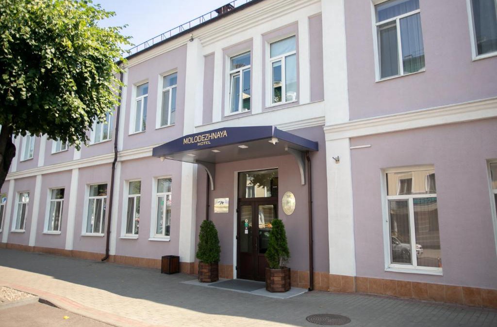 Brest Hotel | Molodezhnaya Hotel
