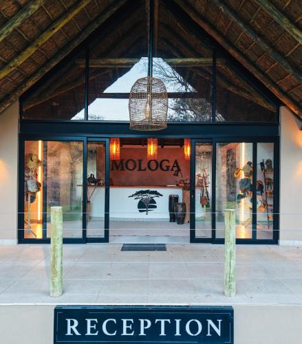 Rust De Winter Cabin | Mologa River Lodge