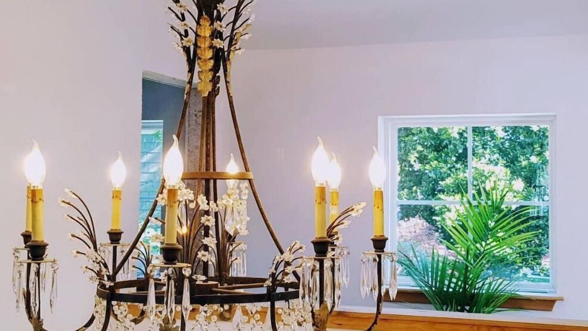 Maple Ridge North House | Mom's L'il Chateau at Magnolia House