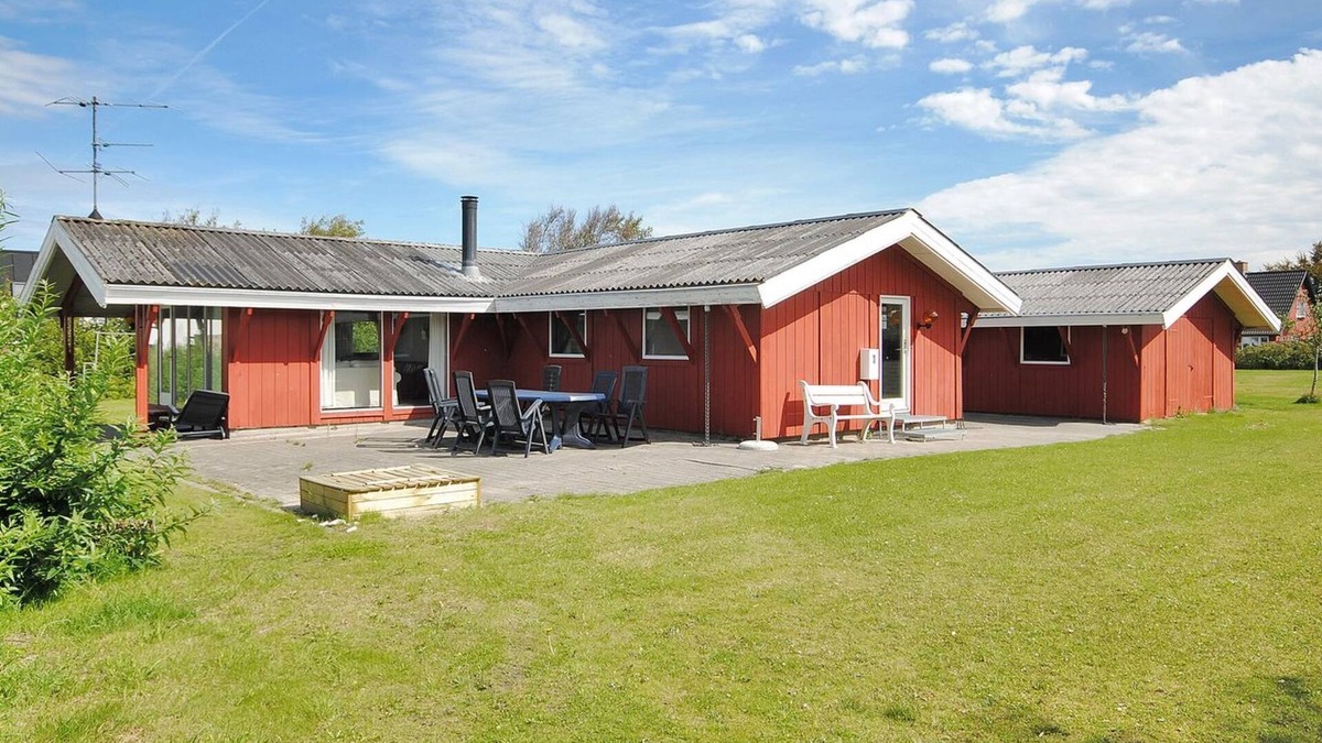 Slette Strand House | "Momme" - 500m from the sea by Interhome