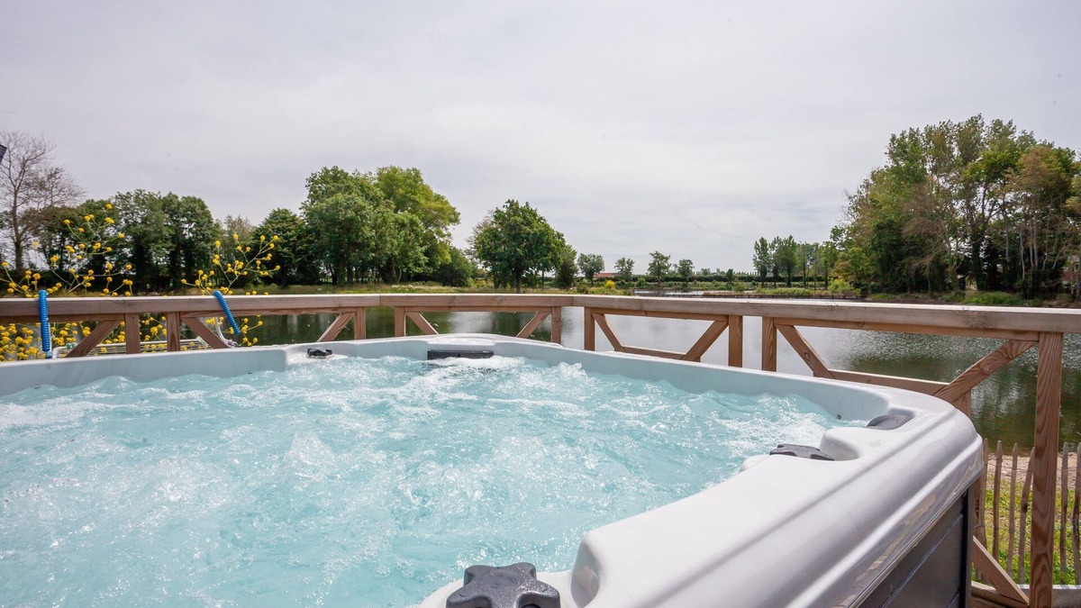 Herzeele House | Mon Instant Nature - Chalet avec Jacuzzi - Herzeele