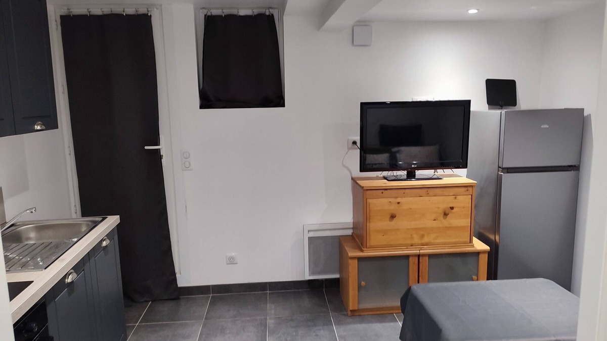 Joinville-le-Pont Apartment | MON SAFARI EN BORD DE MARNE +NETFLIX