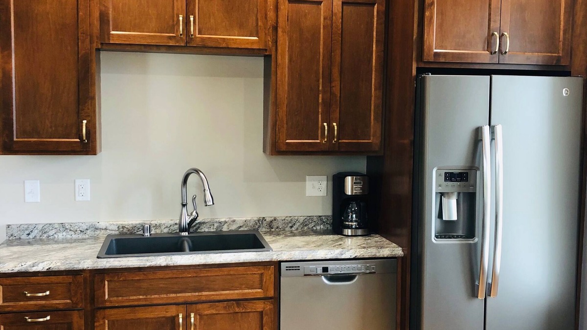Green Lake Apartment | Mona K's-Big Green Rental