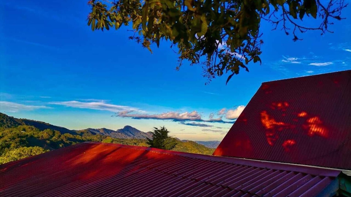 Canton Tarrazu Cabin | Monarca Cabin - The best view in the Area!
