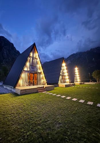 Shale Villa | Monark Villas