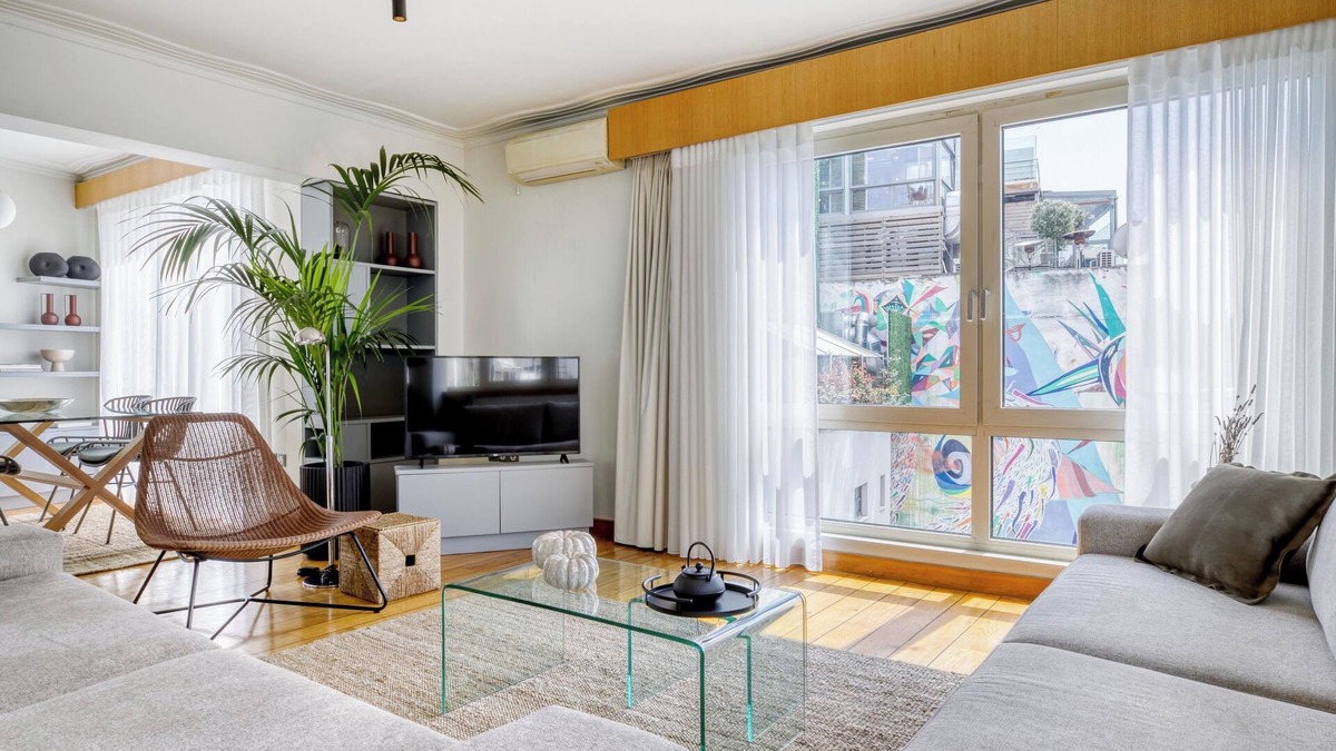 Psirri Apartment | Monastiraki Stylish Loft W/Acropolis View/Bathtub