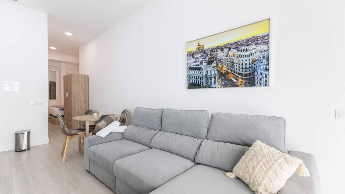 Gaztambide Apartment | Moncloa apartment with optional parking