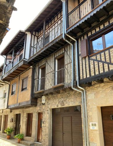 Monforte de la Sierra Apartment | Monforte de la Sierra - Acogedora y cálida vivienda
