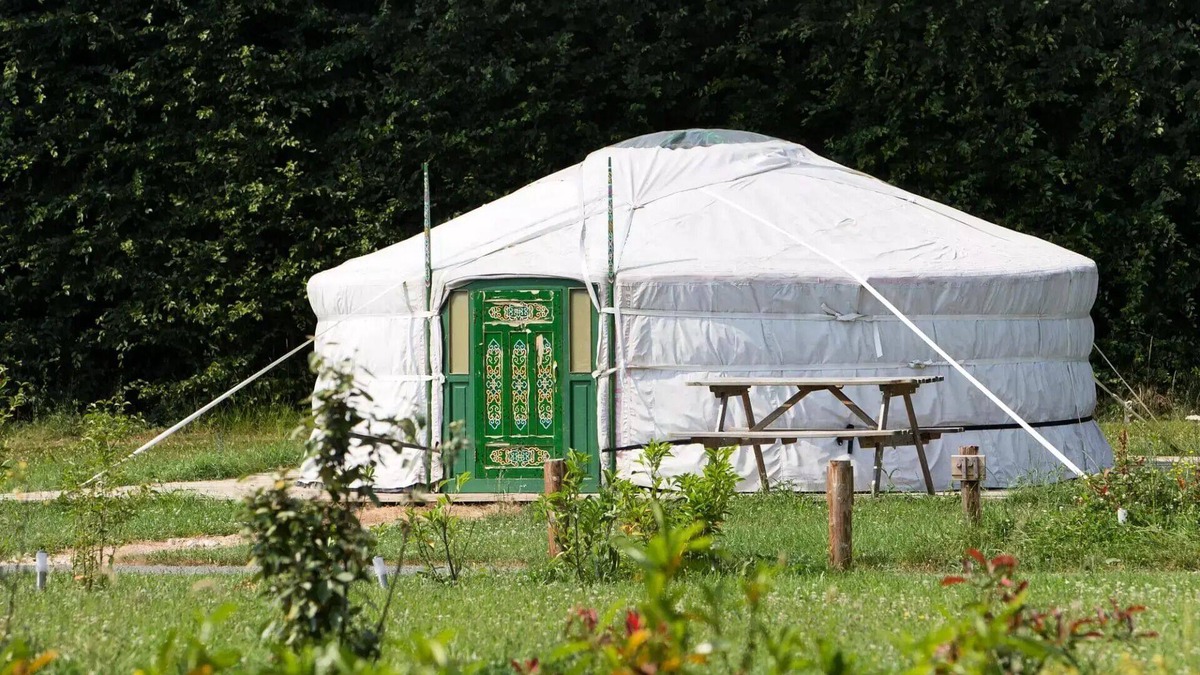 Dienne Cabin | Mongolische Jurte für 4 Personen