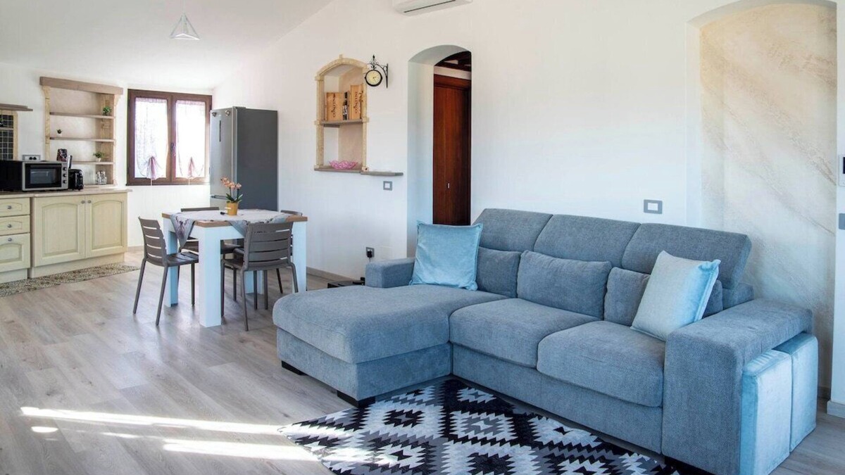 Baratili San Pietro House | Monica's Cosy Guesthouse