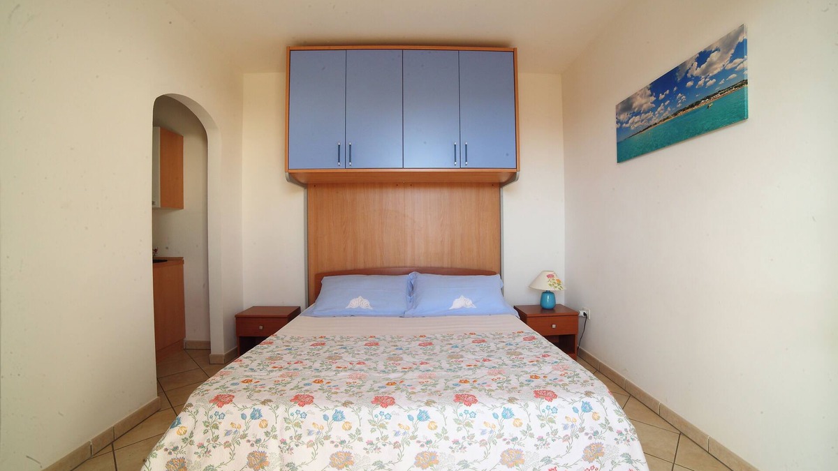 Torre Mozza Apartment | Mono P/P Aphrodite 13D