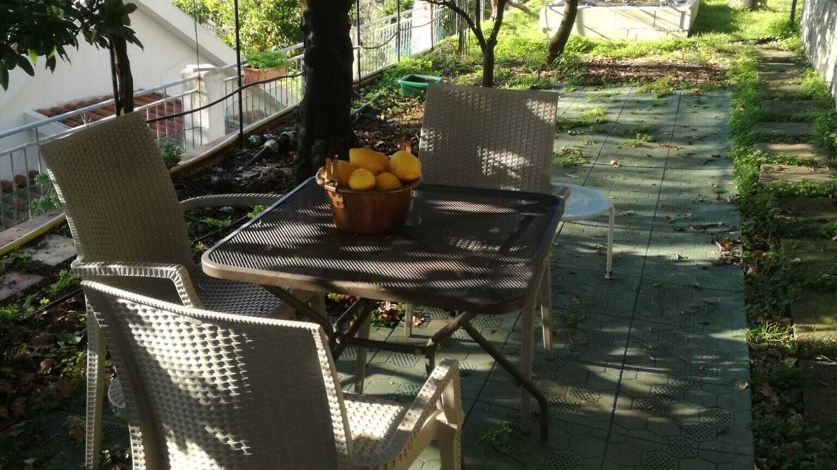 Maratea Apartment | Monolocale Immerso nel Verde con Vista Mare a Maratea