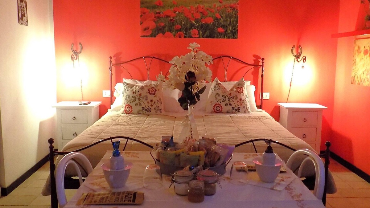 Pianoro Apartment | Monolocale Red Deluxe