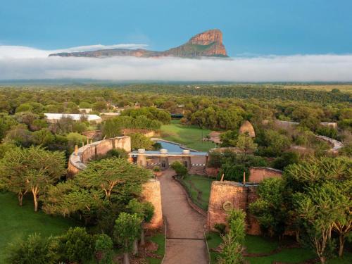 Sterkrivier Resort | Monomotapa Village