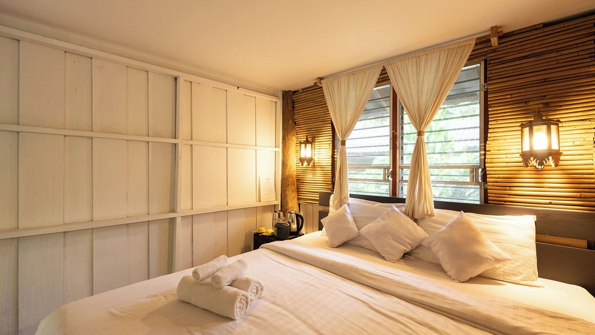 Mae On Hotel | Monruamsuk Homestay Cafe And Bistro