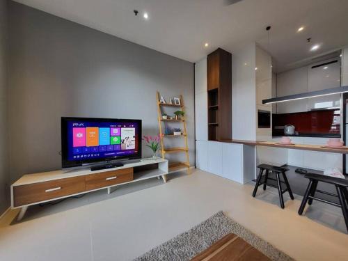 Mont Kiara Apartment | Mont Kiara Deluxe One Bedroom Balcony #1-2Pax Mont Kiara KL