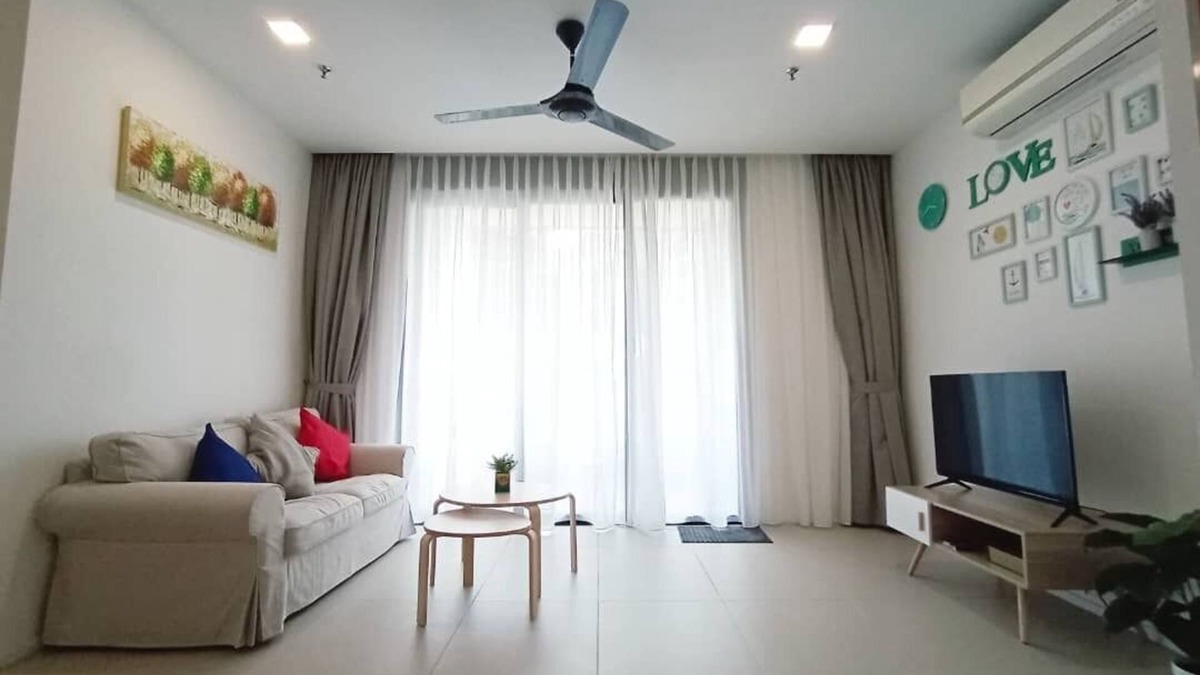 Mont Kiara Apartment | MONT KIARA HOMESTAY NEAR SRI HARTAMAS, PUBLIKA, SOLARIS, IKEA DAMANSARA, DUTAMAS