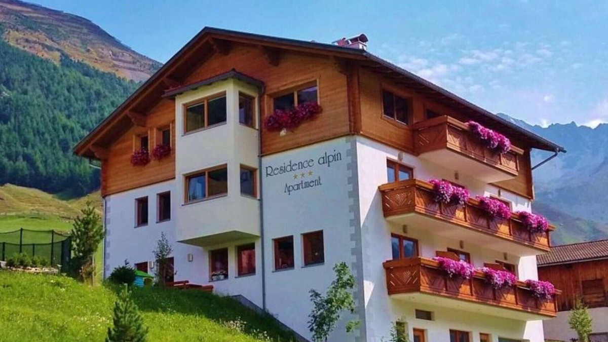 Melago Apartment | (Montana) Apartments in a beautiful panoramic location for families and groups