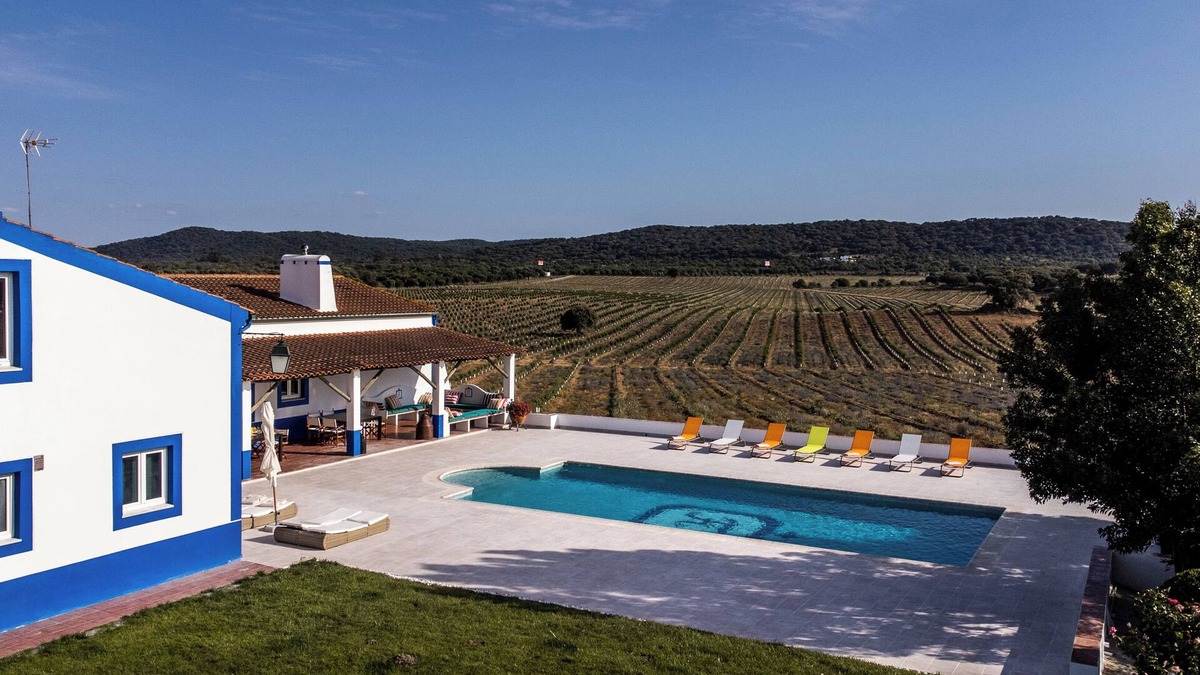 Montemor-o-Novo Cottage | Monte do Melo | Montemor-o-novo | 7 bedrooms | 16 people | pool