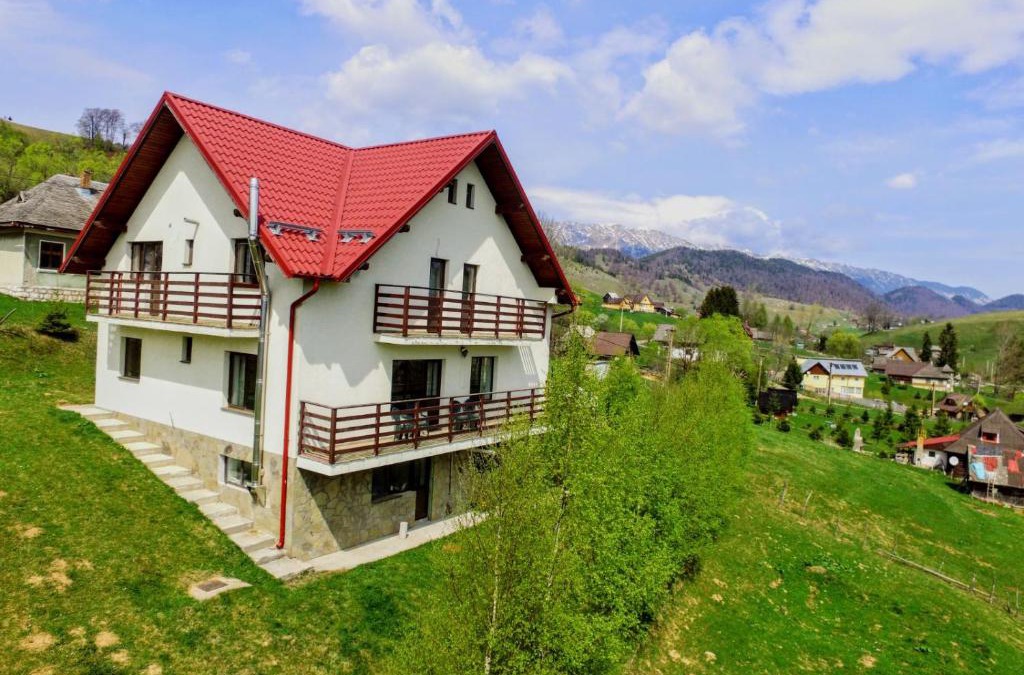 Sirnea House | MonteCrai